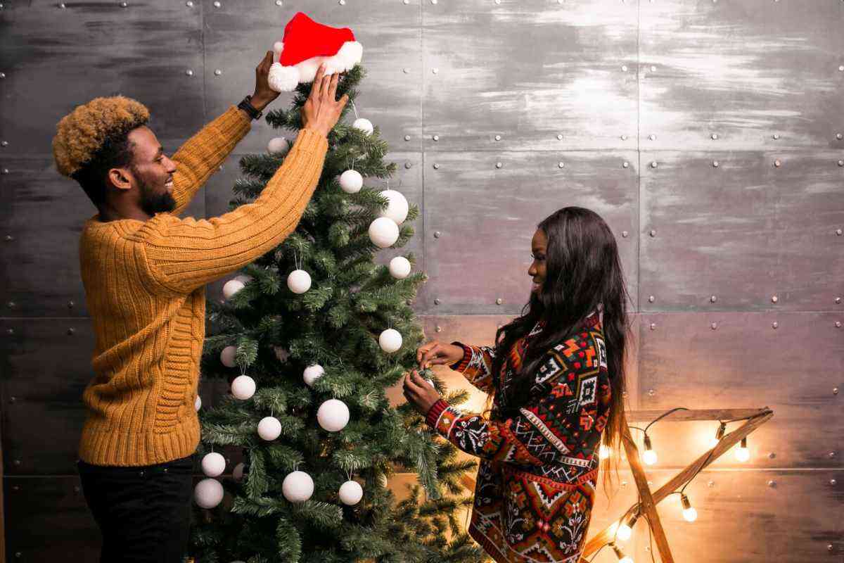 Não tem tempo? Empresas montam sua árvore e fazem a decoração de Natal
