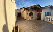 Casa, 4 Quartos, 2 Vagas, 2 Suites
