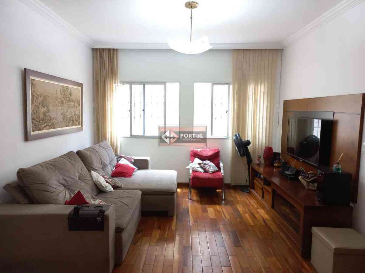 Apartamento com 3 quartos à venda no bairro Santa Amélia, 112m²