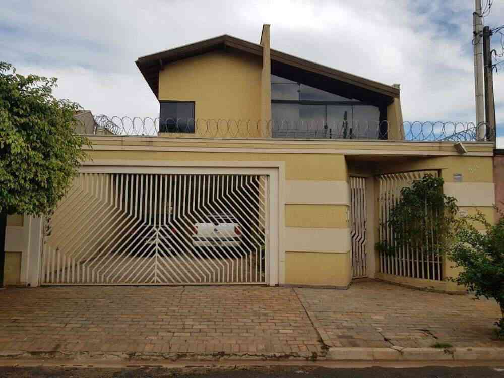 Casa com 4 quartos à venda no bairro Alto da Boa Vista, 290m²