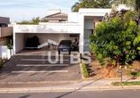 Casa em Condomínio, 4 Quartos, 4 Vagas, 4 Suites