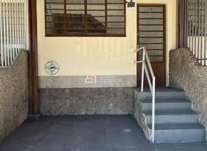 Casa, 2 Quartos, 1 Vaga para alugar em Rua Padre Espechit, Glória, Belo Horizonte, MG valor de R$ 1.700,00 no Lugar Certo