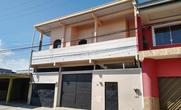 Casa, 9 Quartos, 2 Vagas, 8 Suites
