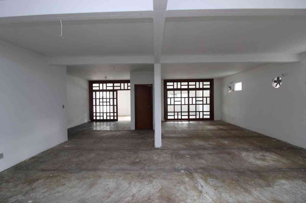 Casa Comercial com 4 quartos para alugar no bairro São Bento, 450m²