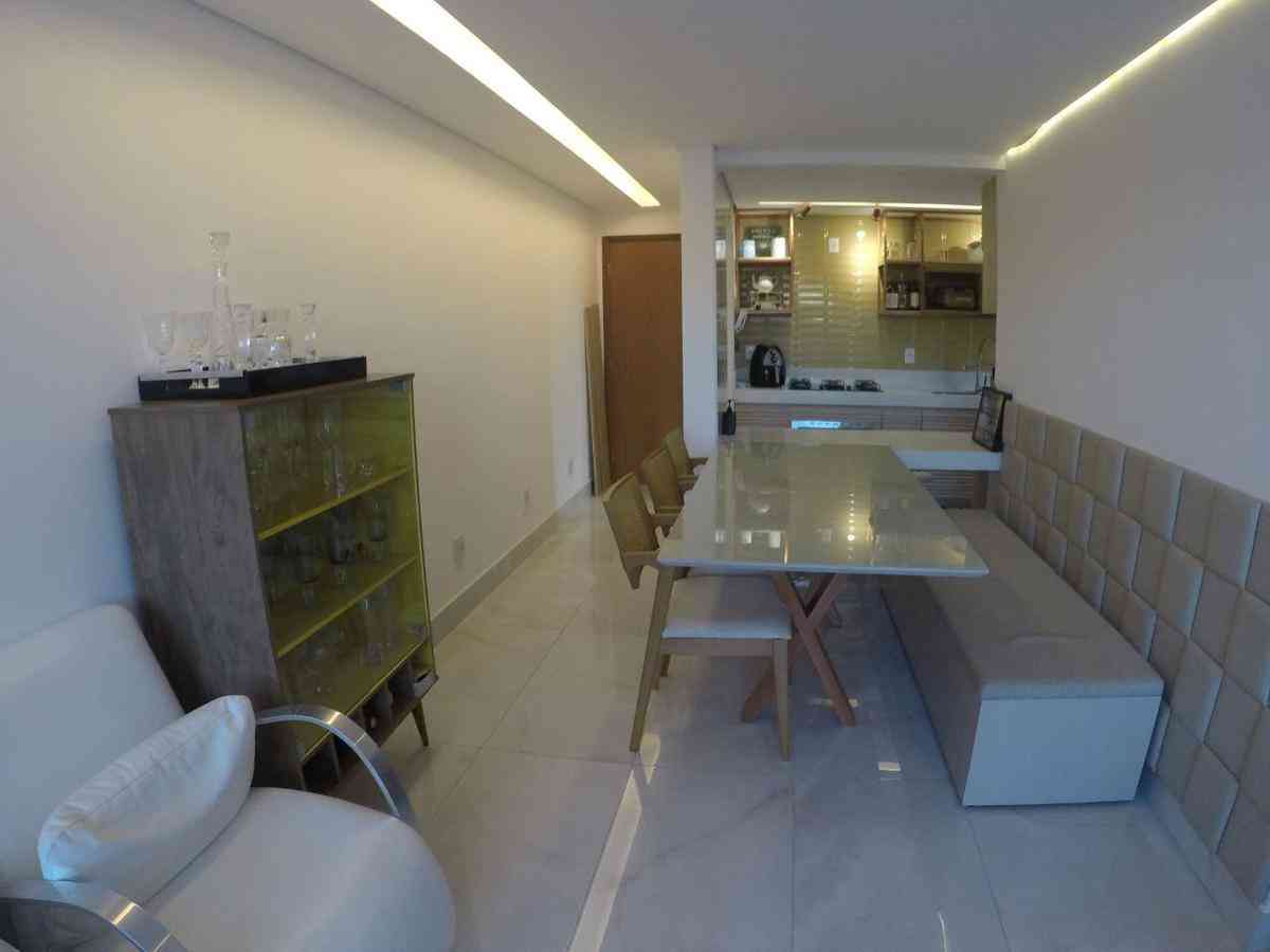 Apartamento com 2 quartos à venda no bairro Sagrada Família, 128m²