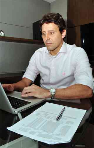 Bruno Lafet, diretor da AP Ponto, sugere ao cliente se programar para fazer a melhor escolha - Eduardo Almeida/RA Studio