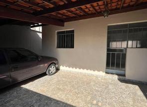 Casa, 3 Quartos, 1 Vaga para alugar em Araguaia, Belo Horizonte, MG valor de R$ 2.300,00 no Lugar Certo