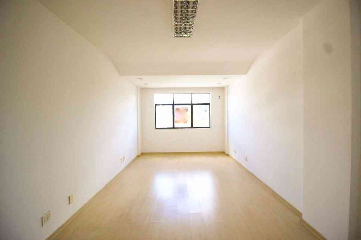 Sala para alugar no bairro Santo Agostinho, 30m²