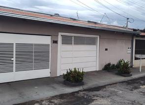 Casa, 3 Quartos, 2 Vagas em Rua Cônego Evaristo Costa Campos, Criméia Oeste, Goiânia, GO valor de R$ 480.000,00 no Lugar Certo