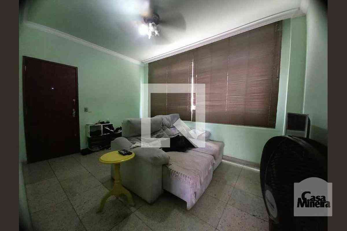 Apartamento com 3 quartos à venda no bairro Carlos Prates, 115m²