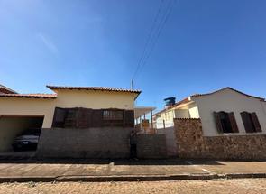 Casa, 4 Quartos, 1 Vaga para alugar em Centro, Nepomuceno, MG valor de R$ 1.200,00 no Lugar Certo