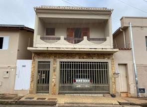 Casa, 4 Quartos, 2 Vagas, 3 Suites em Centro, Nepomuceno, MG valor de R$ 650.000,00 no Lugar Certo