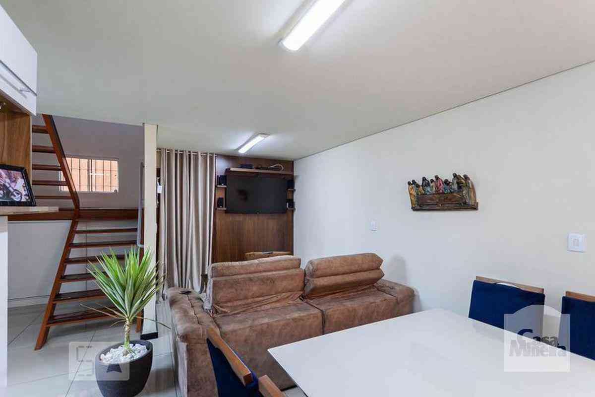 Casa com 4 quartos à venda no bairro Colégio Batista, 300m²