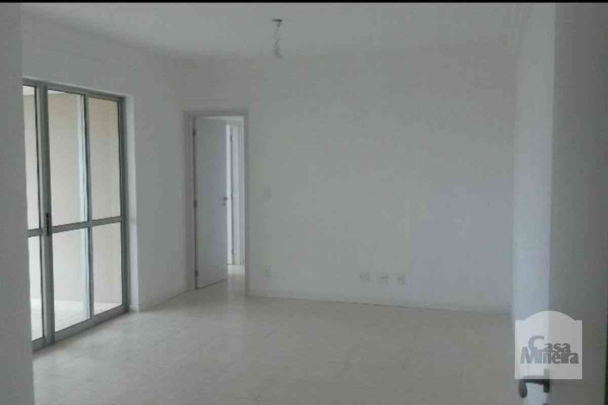 Apartamento com 3 quartos à venda no bairro Vila Clóris, 80m²