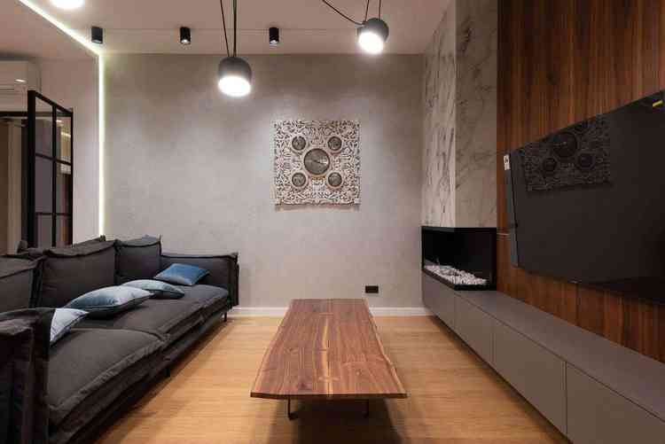Sala com móveis pretos - Pexels