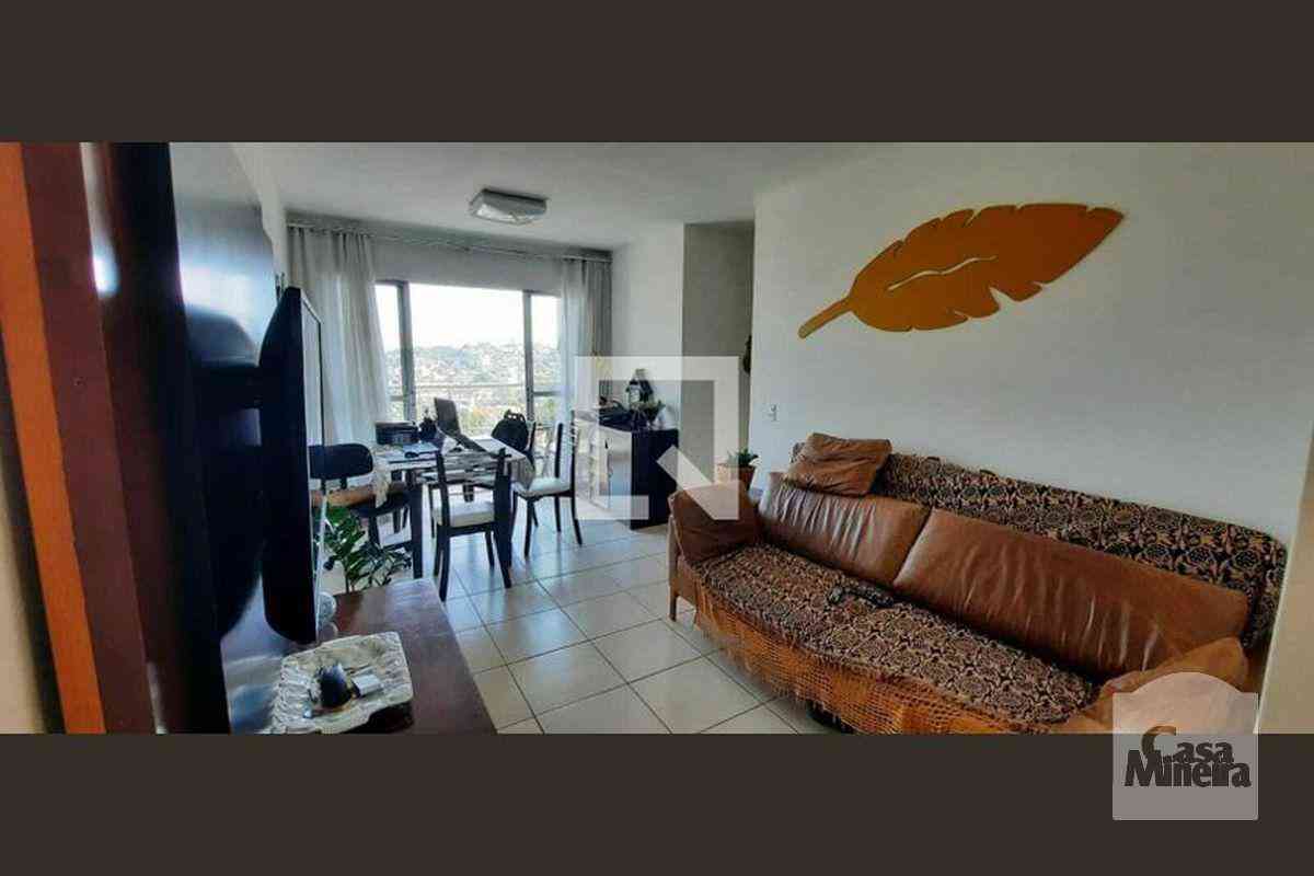 Apartamento com 3 quartos à venda no bairro Cinquentenário, 70m²