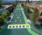 Casal cria sistema de pavimentao modular que gera energia solar
