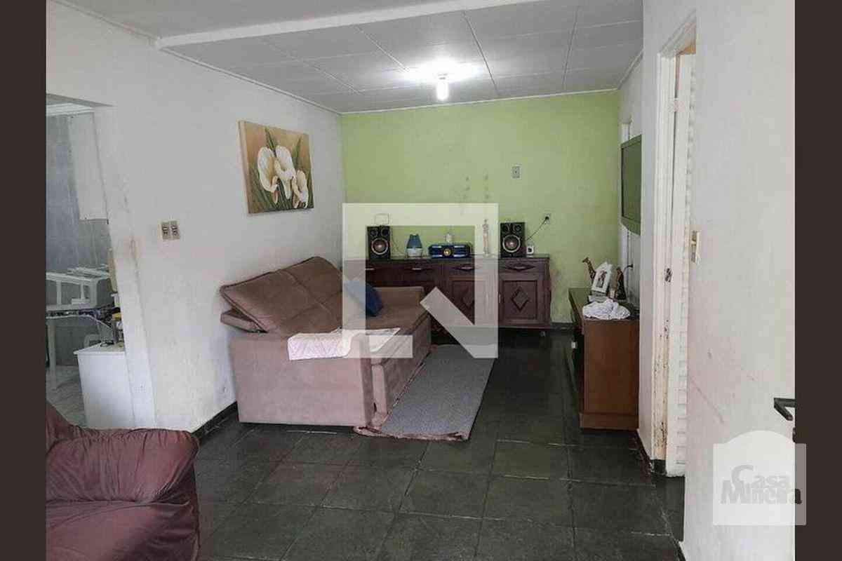 Casa com 2 quartos à venda no bairro São Geraldo, 250m²