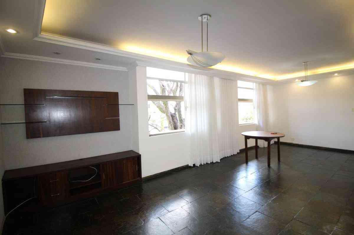 Apartamento com 3 quartos à venda no bairro Prado, 127m²
