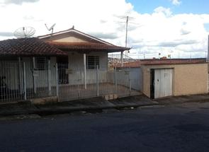 Casa, 5 Quartos, 60 Vagas em Vila Andere I, Varginha, MG valor de R$ 430.000,00 no Lugar Certo