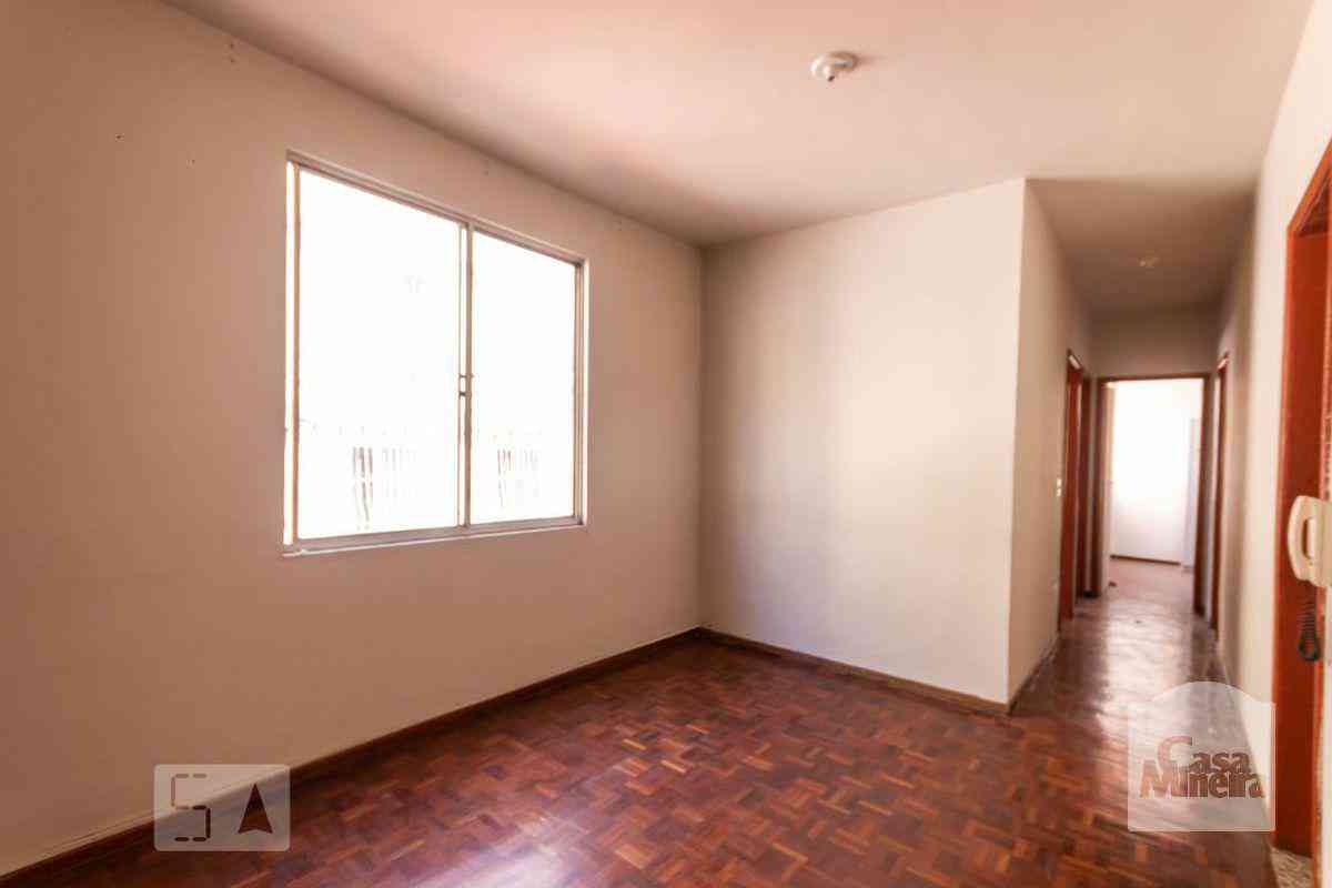 Apartamento com 3 quartos à venda no bairro São João Batista (venda Nova), 60m²