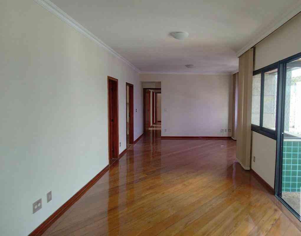 Apartamento com 4 quartos à venda no bairro Sion, 160m²