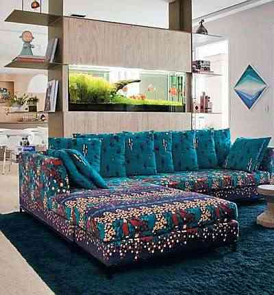 Projeto da arquiteta Rachel Rodrigues destaca o sof estampado  - Rachel Rodrigues/Divulgao