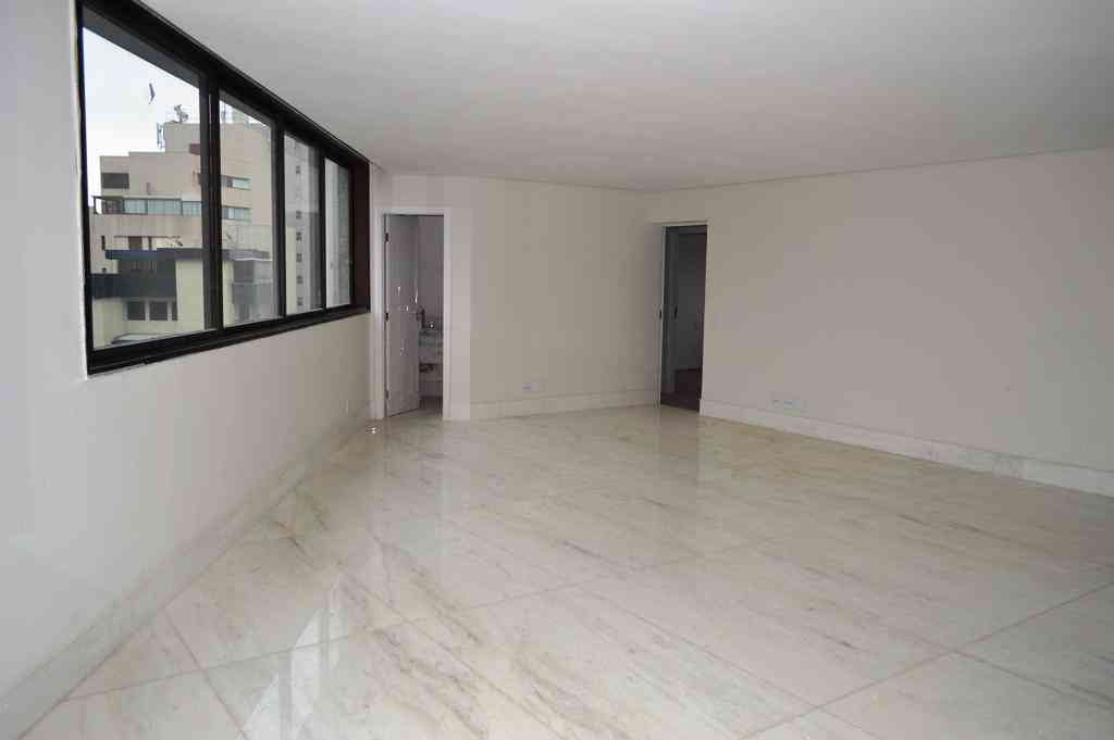 Apartamento com 4 quartos à venda no bairro Serra, 186m²