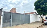 Casa, 3 Quartos, 2 Vagas, 1 Suite