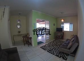 Casa, 4 Quartos, 2 Vagas, 1 Suite em Pinheiros, Varginha, MG valor de R$ 430.000,00 no Lugar Certo