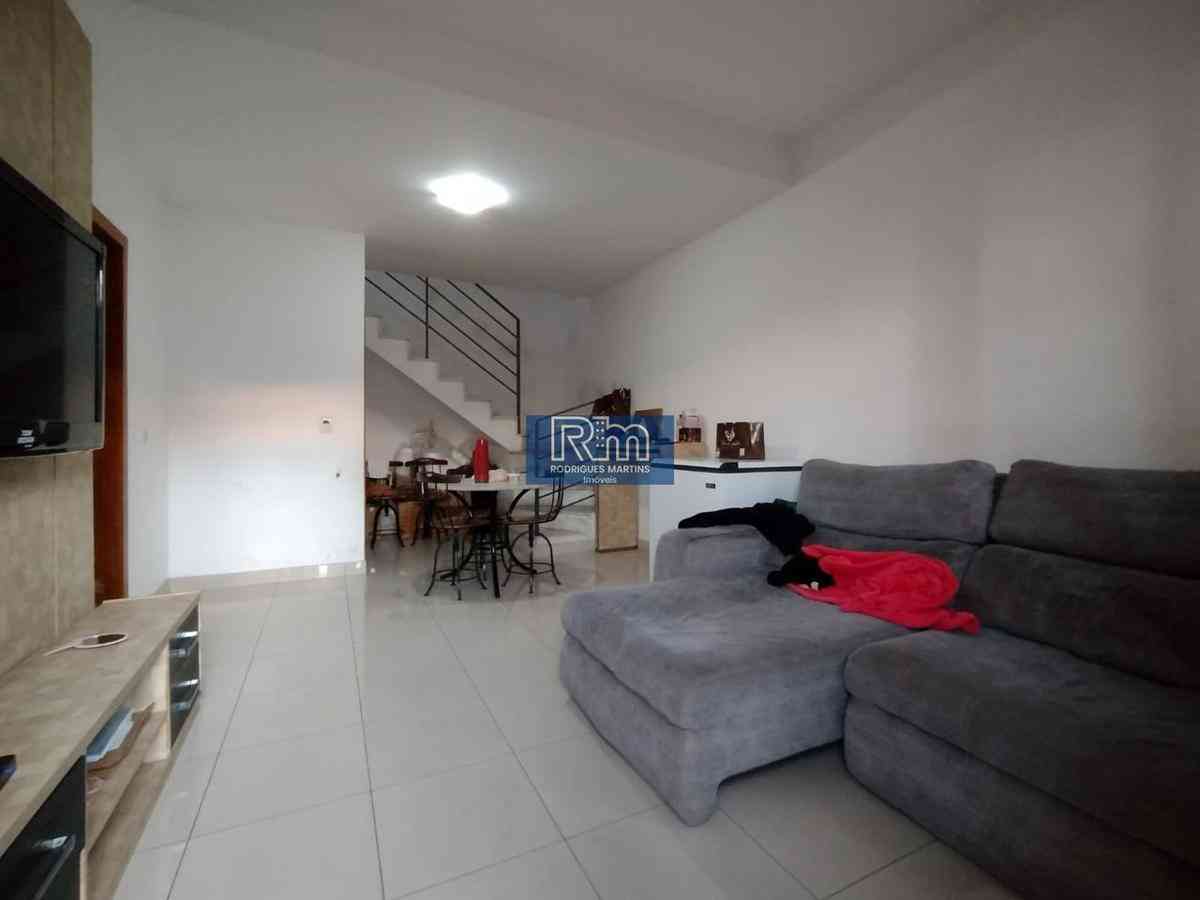 Casa com 3 quartos à venda no bairro Caiçaras, 103m²