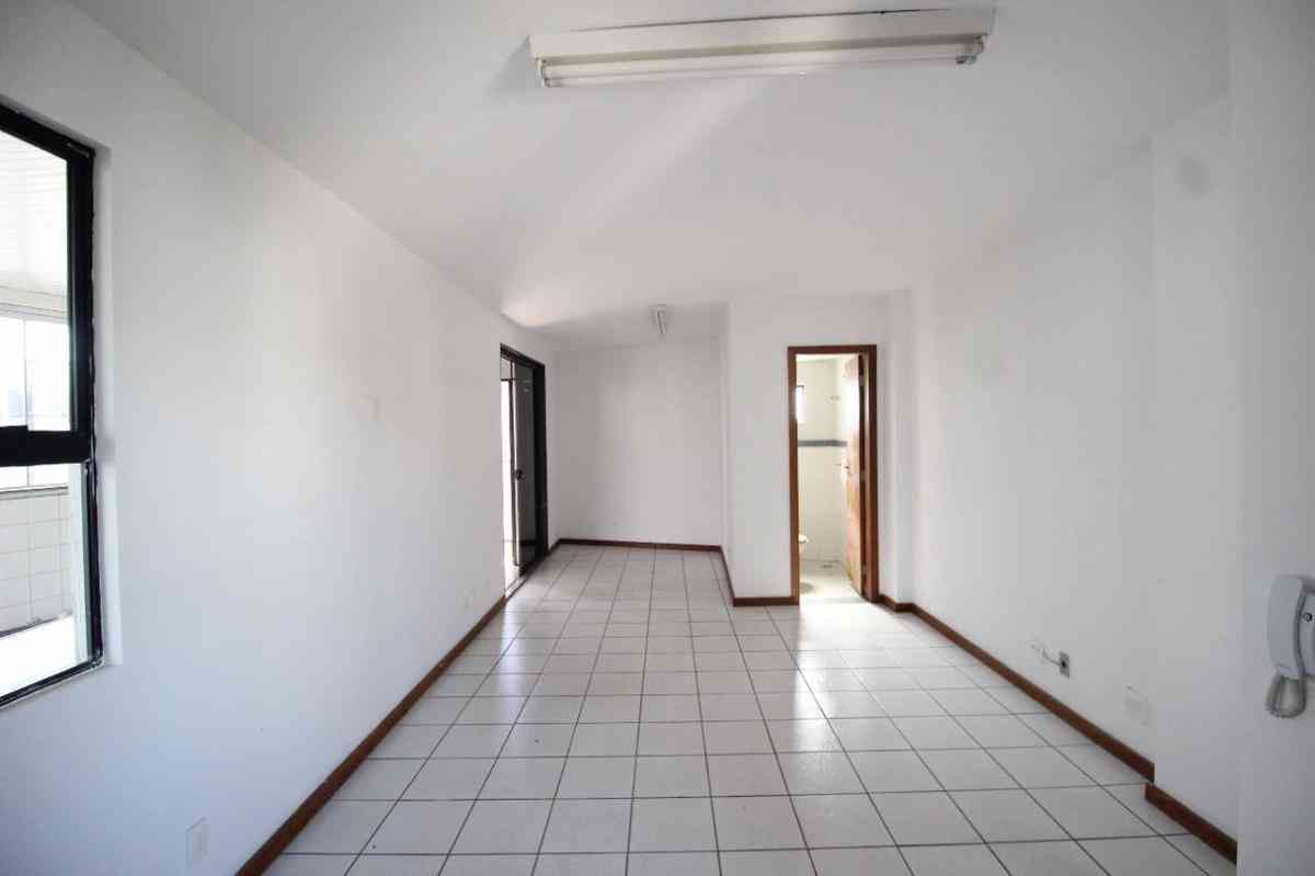 Sala para alugar no bairro São Lucas, 94m²