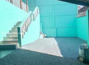 Casa, 4 Quartos, 4 Vagas em Santa Helena, Contagem, MG valor de R$ 699.000,00 no Lugar Certo