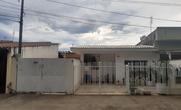 Casa, 2 Quartos, 3 Vagas