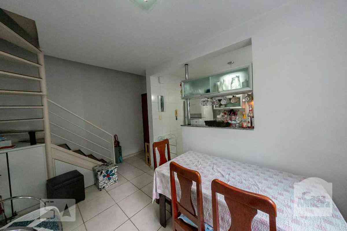 Cobertura com 2 quartos à venda no bairro Carlos Prates, 90m²