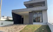 Casa em Condomínio, 3 Quartos, 4 Vagas, 1 Suite