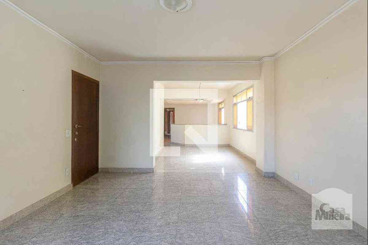 Apartamento com 3 quartos à venda no bairro Calafate, 120m²