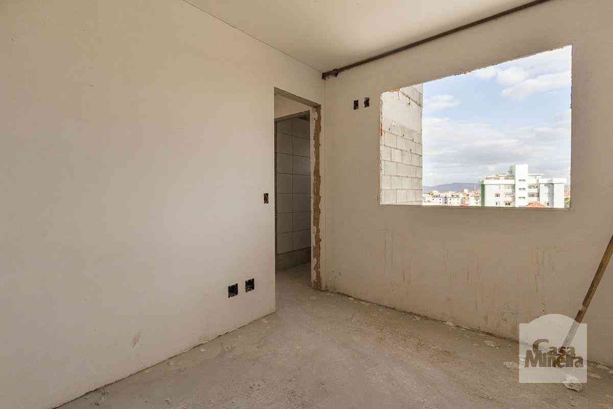 Apartamento com 3 quartos à venda no bairro Jardim Riacho das Pedras, 69m²