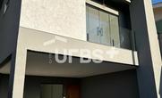 Casa, 3 Quartos, 4 Vagas, 3 Suites