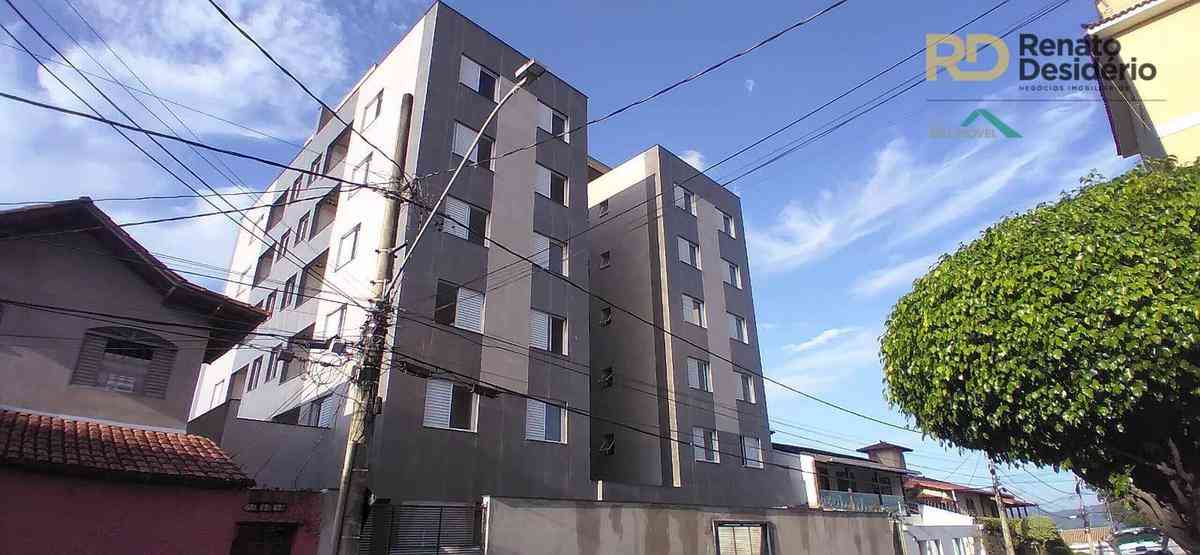 Apartamento com 3 quartos à venda no bairro Ana Lúcia, 70m²