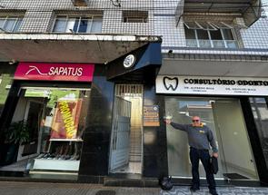 Apartamento, 5 Quartos, 1 Suite para alugar em Centro, Nepomuceno, MG valor de R$ 3.000,00 no Lugar Certo