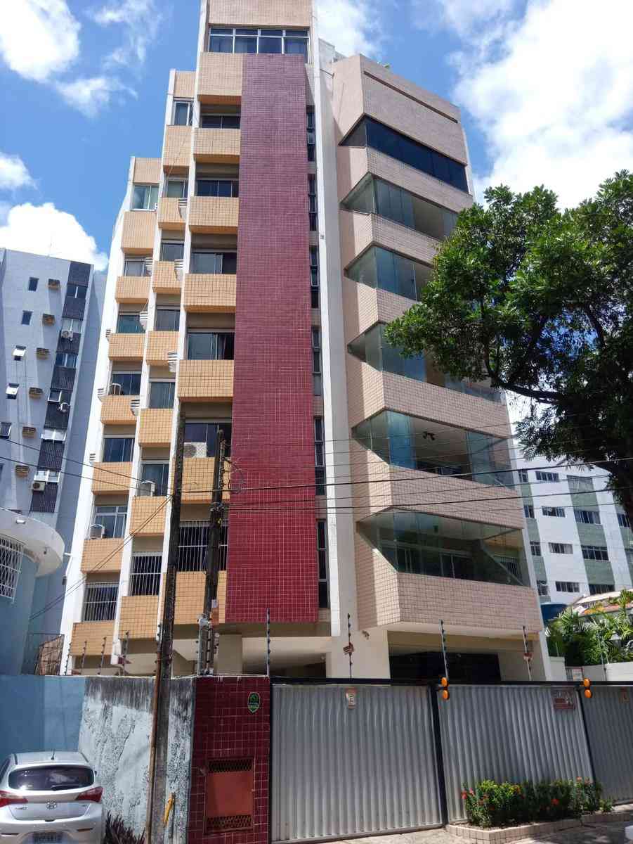 Apartamento com 4 quartos à venda no bairro Graças, 200m²