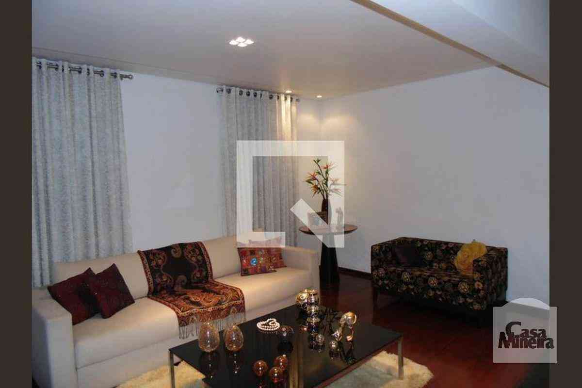 Casa com 4 quartos à venda no bairro Alvorada, 405m²