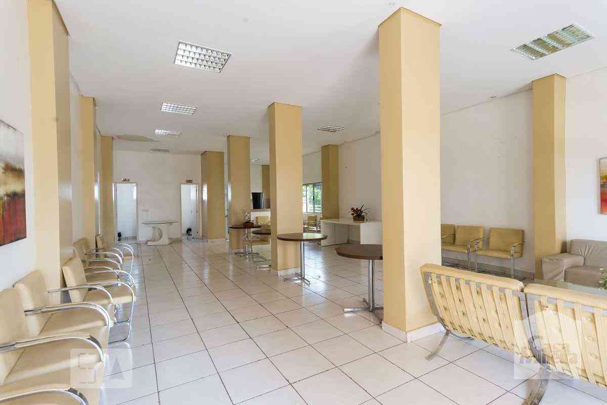 Apartamento com 3 quartos à venda no bairro Ouro Preto, 69m²
