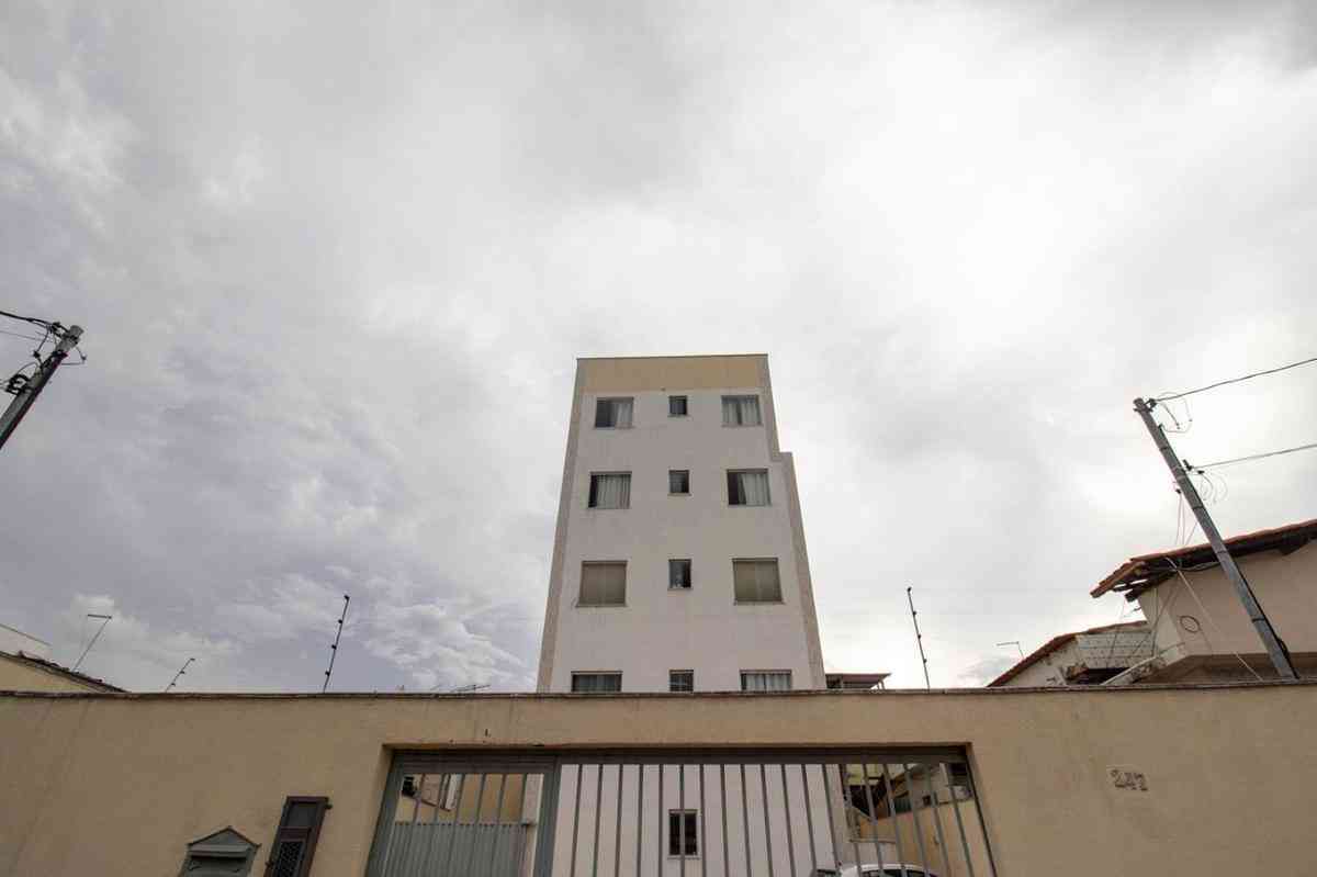 Apartamento com 2 quartos à venda no bairro Piratininga (venda Nova), 80m²