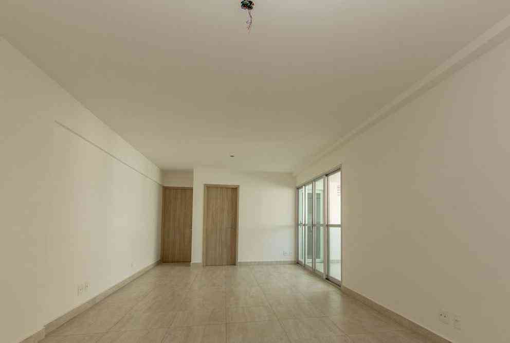 Apartamento com 3 quartos à venda no bairro Estoril, 113m²