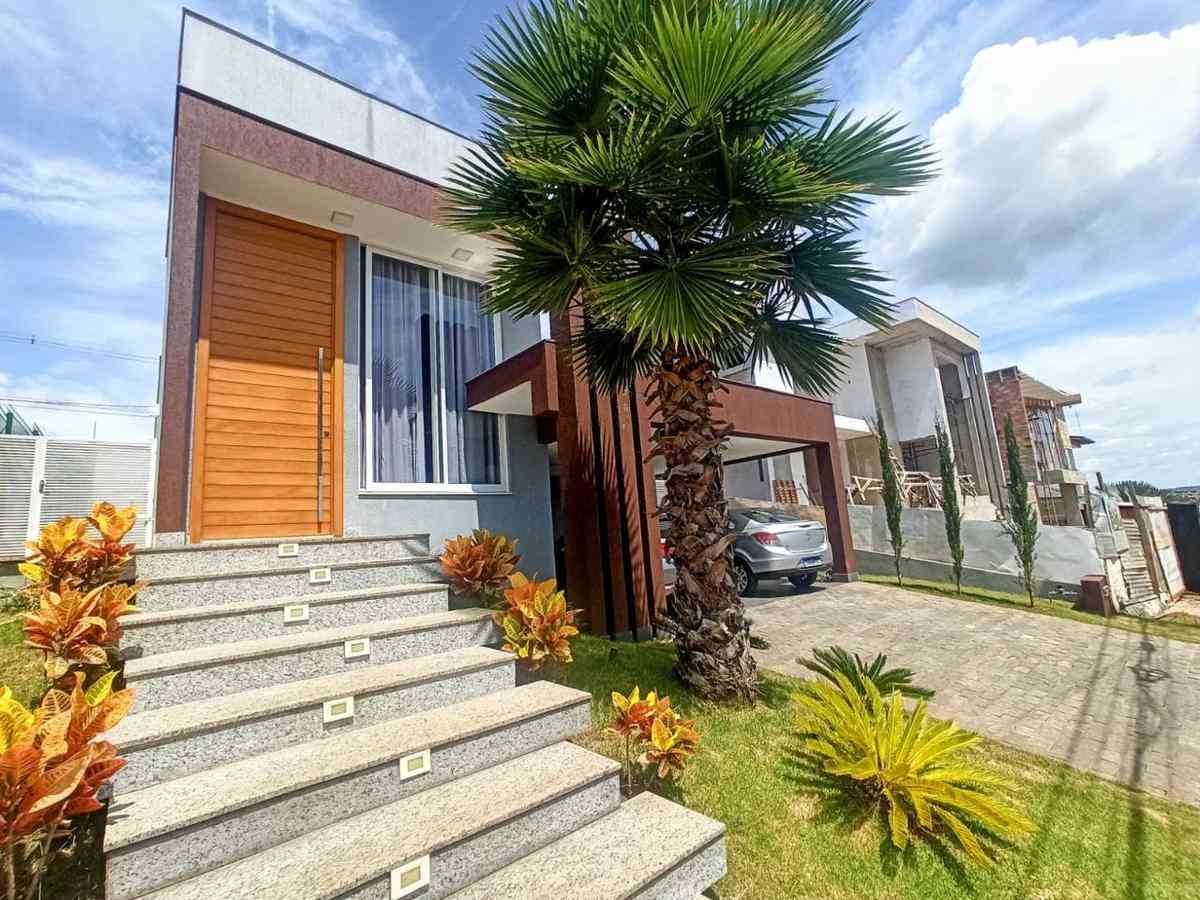 Casa em Condomínio com 4 quartos à venda no bairro Gran Park, 220m²