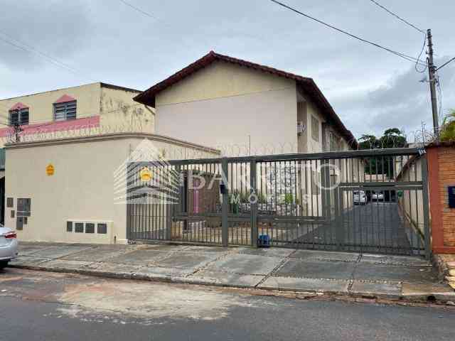 Casa em Condomínio com 4 quartos à venda no bairro Setor Bueno, 750m²