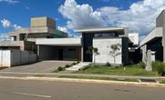 Casa em Condomínio, 4 Quartos, 6 Vagas, 4 Suites