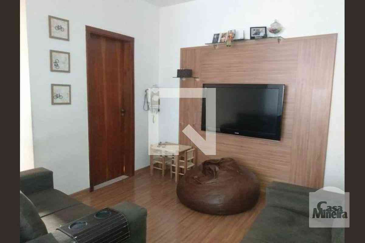 Apartamento com 2 quartos à venda no bairro Arcádia, 48m²